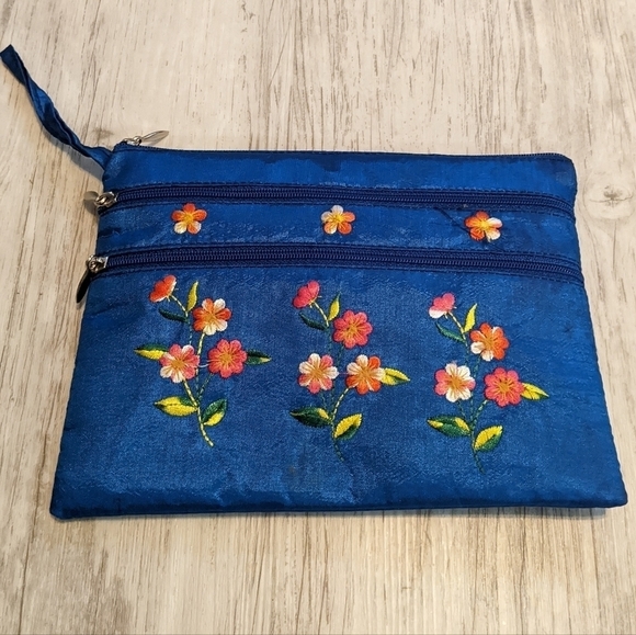 Floral Embroidered Zipper Bag in Blue with Multicolor Flowers - Picture 4 of 5